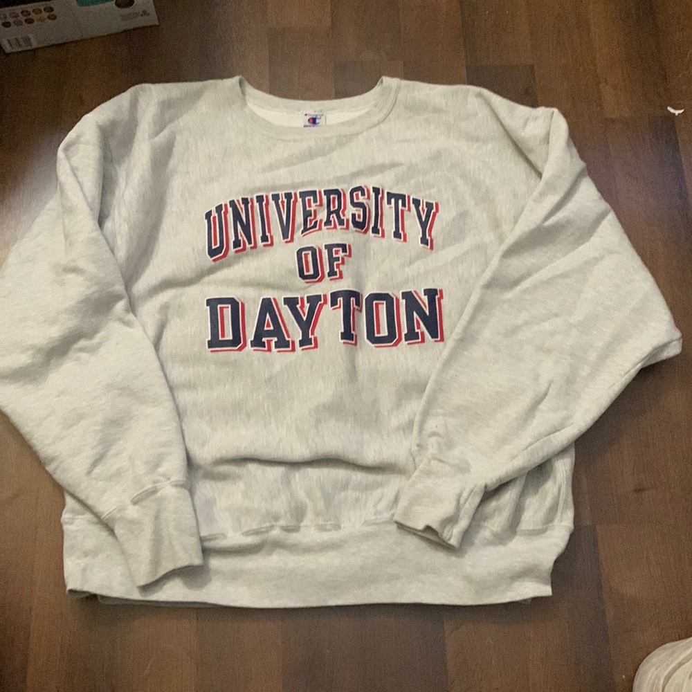 university of dayton crewneck
